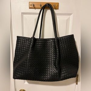 Black Lulu Dharma Purse